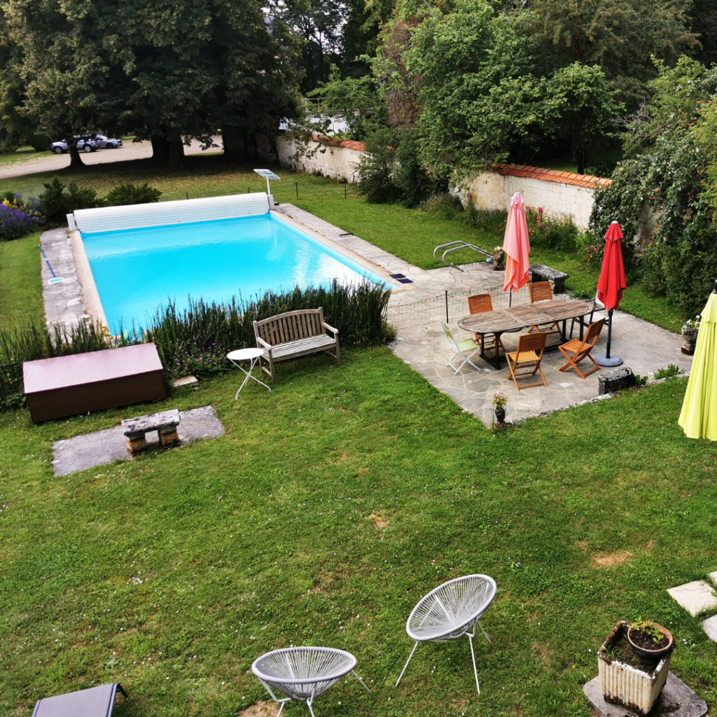 Chateau de Nomecourt Piscine