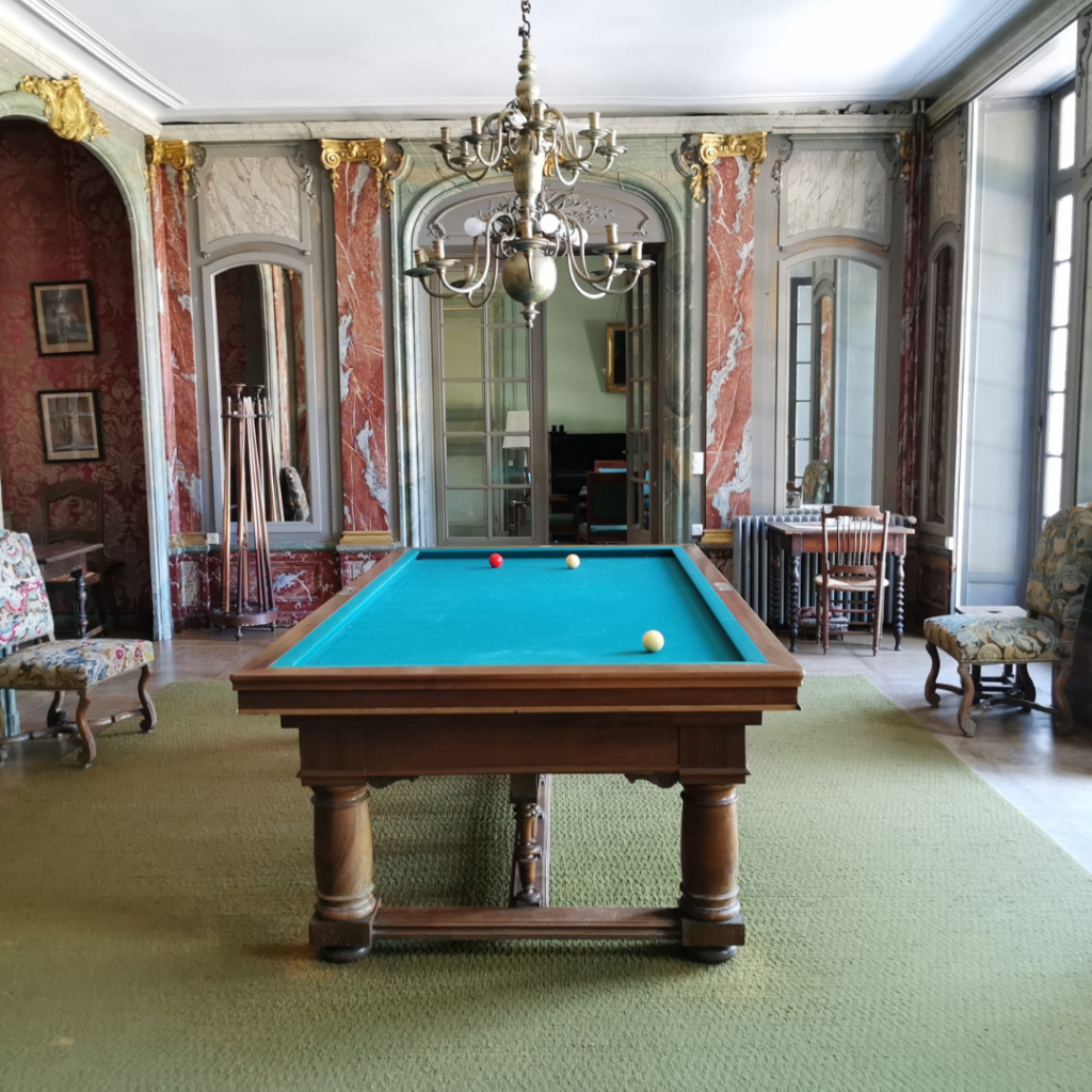 Chateau de Nomecourt Salle de billard