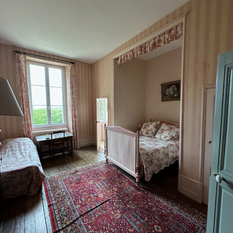 Chateau de Nomecourt Chambre Rose